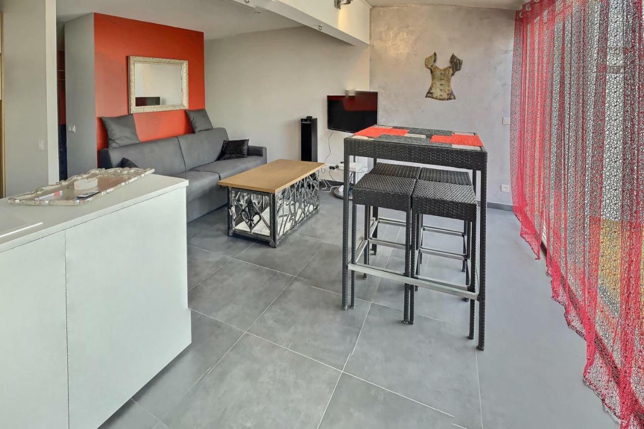 Le Donjon Villa Bdsm Port Nature Village Cap D'Agde Naturiste ภายนอก รูปภาพ